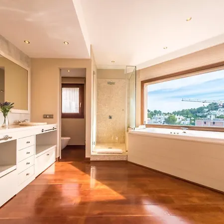 Villa Aurora