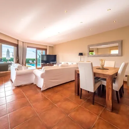 Villa Aurora